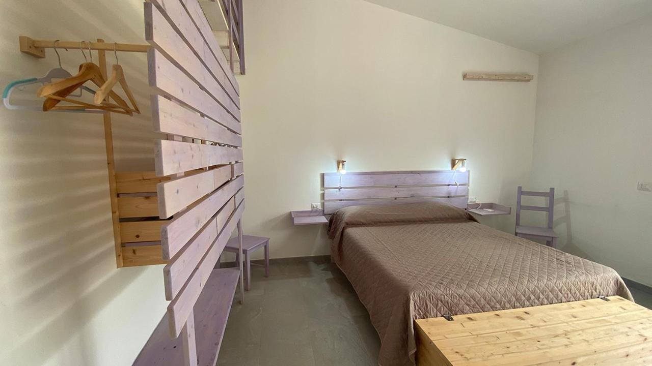 Hotel I Tre Schen Calasetta Exteriér fotografie